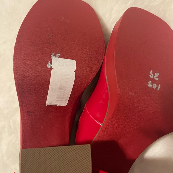 Steve Madden Glossy Red Heels - Picture 3 of 7